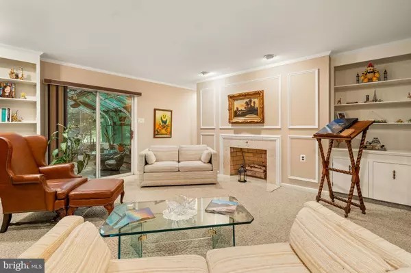 432 BROWNING LN, Cherry Hill, NJ 08003