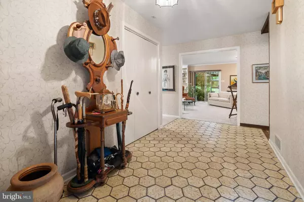 432 BROWNING LN, Cherry Hill, NJ 08003