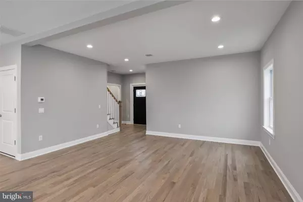 14 W BOAT DR, Little Egg Harbor Twp, NJ 08087