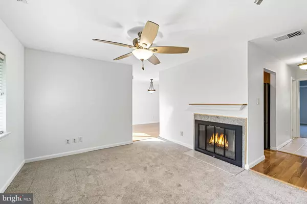 12-B E DAISY LN, Mount Laurel, NJ 08054