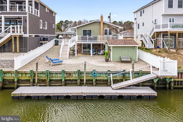 37 FAIRWAY DR, Tuckerton, NJ 08087