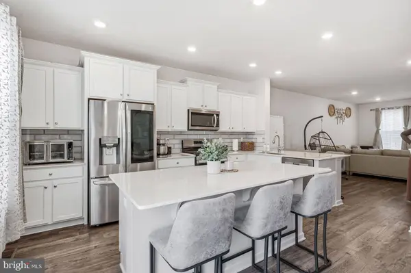 22 CARDINAL WAY, Mount Laurel, NJ 08054