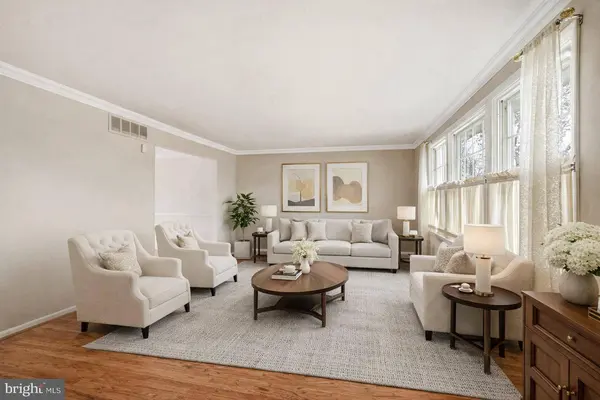 22 SCATTERGOOD RD, Cherry Hill, NJ 08003