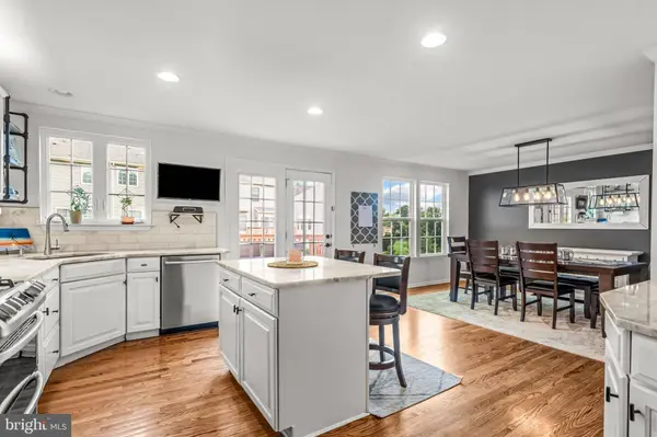 221 NATHAN DR, Cinnaminson, NJ 08077