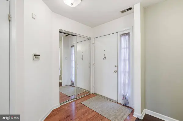 23 APPLEY CT, Cherry Hill, NJ 08002