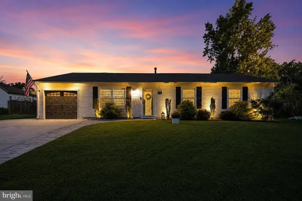 15 GRAYBURN DR, Marlton, NJ 08053