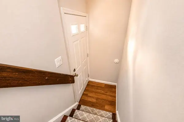 3520-B NEILS CT, Mount Laurel, NJ 08054