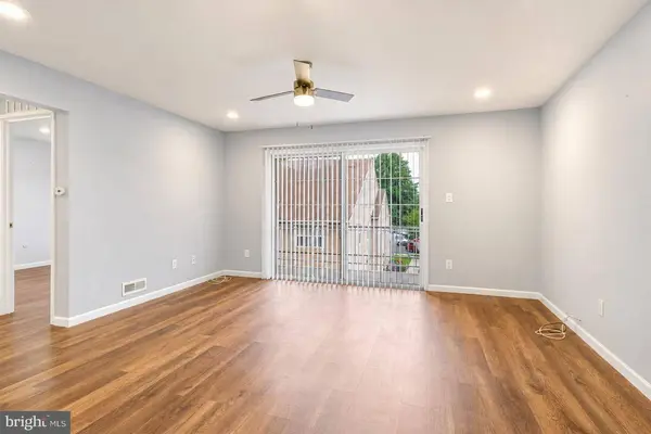3520-B NEILS CT, Mount Laurel, NJ 08054