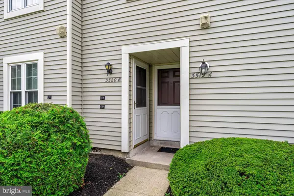 3520-B NEILS CT, Mount Laurel, NJ 08054