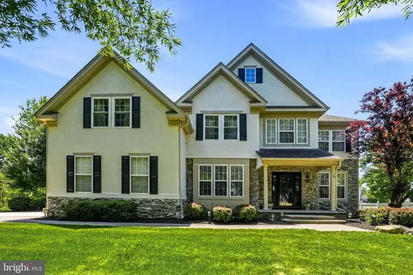 18 SHAMROCK RD
