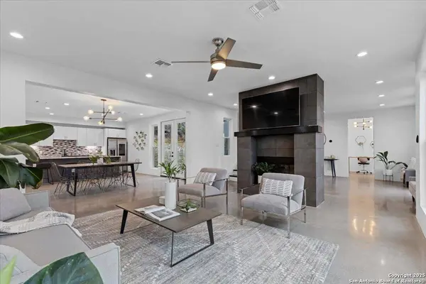 714 Misty Water Ln, San Antonio, TX 78260