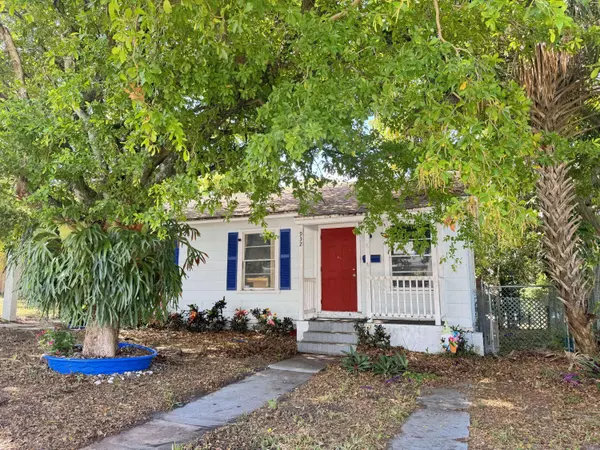 932 31st ST, West Palm Beach, FL 33407