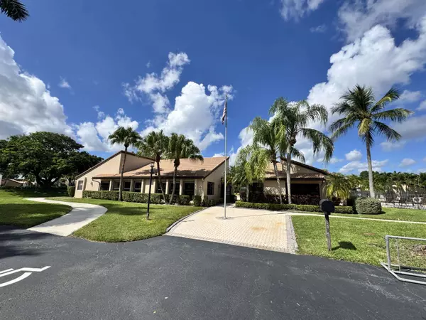 8393 E Boca Glades BLVD, Boca Raton, FL 33434