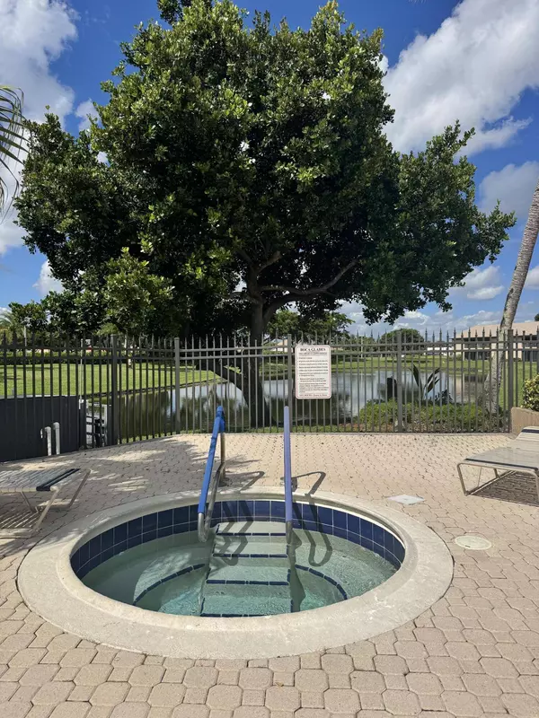 8393 E Boca Glades BLVD, Boca Raton, FL 33434