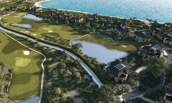 The North Shore Club Golf Course Frontage