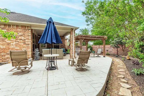 656 Iago CT, League City, TX 77573