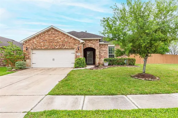 656 Iago CT, League City, TX 77573