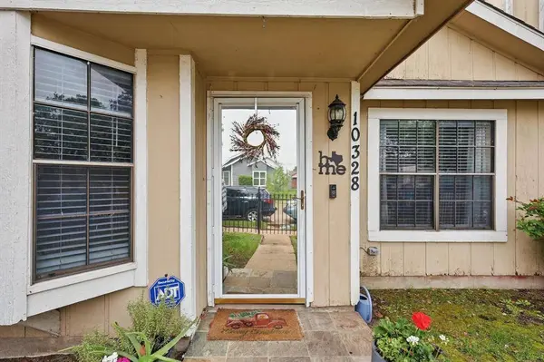 10328 Tamworth Drive, Dallas, TX 75217