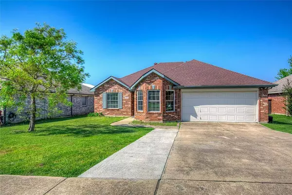 525 Westcreek Drive, Royse City, TX 75189