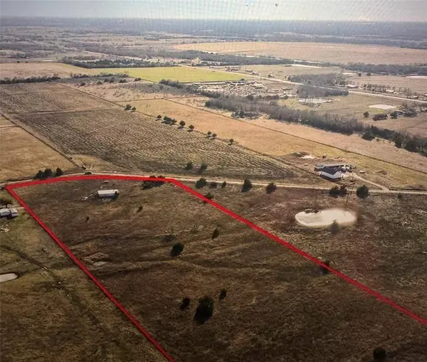296 Miles Lane, Greenville, TX 75401