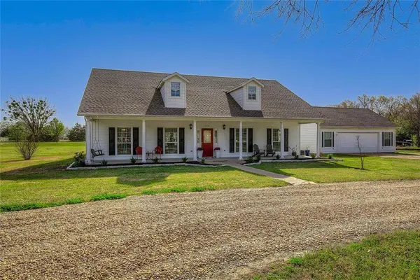 6481 Brookfield Drive, Quinlan, TX 75474