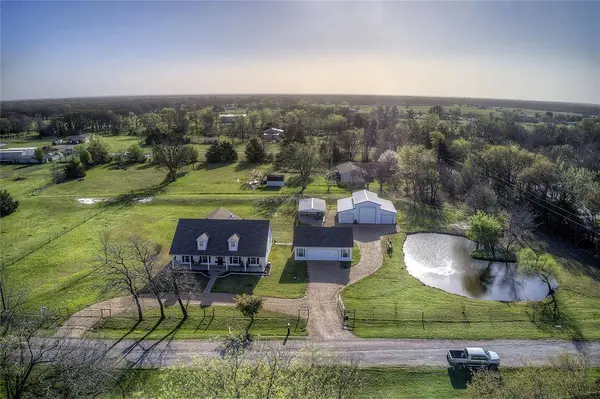 6481 Brookfield Drive, Quinlan, TX 75474