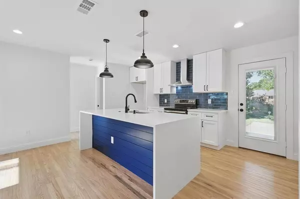 10626 Desdemona Drive, Dallas, TX 75228