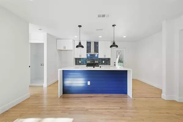 10626 Desdemona Drive, Dallas, TX 75228