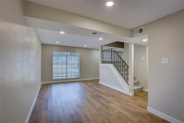 2901 Harlan Drive, Mesquite, TX 75150