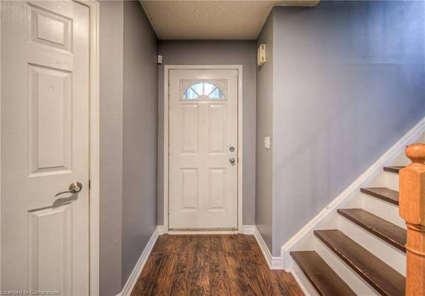 20 Hunt Street, Ayr, ON N0B 1E0