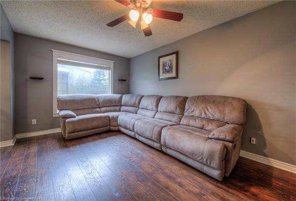 20 Hunt Street, Ayr, ON N0B 1E0