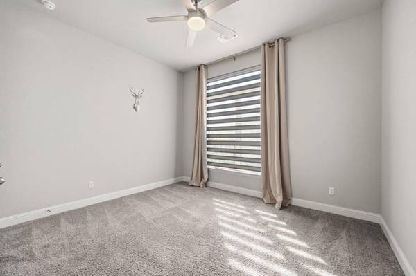 1233 Texas Ash LN, Georgetown, TX 78628
