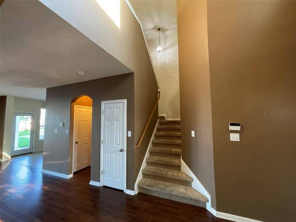 4427 Meadowside LN, Round Rock, TX 78665