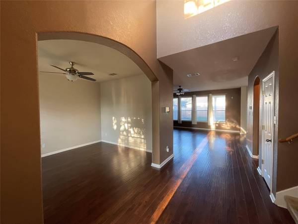 4427 Meadowside LN, Round Rock, TX 78665