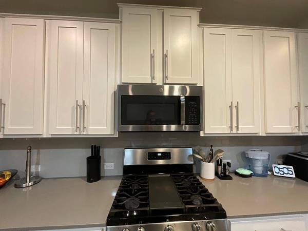 624 Golden Glory RD, Leander, TX 78641