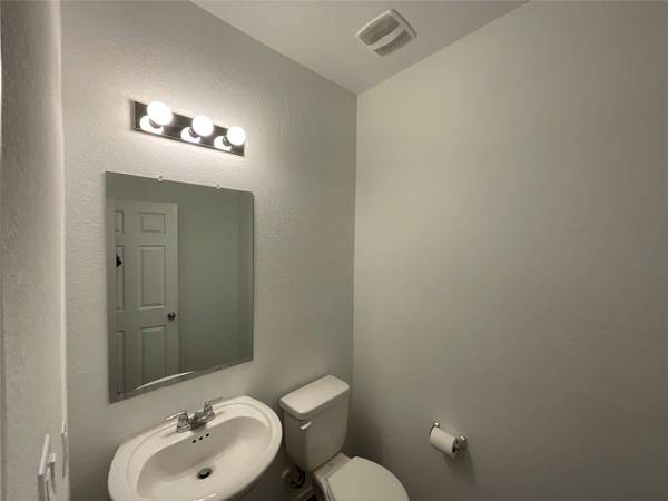 128 BANYON DR, Liberty Hill, TX 78642