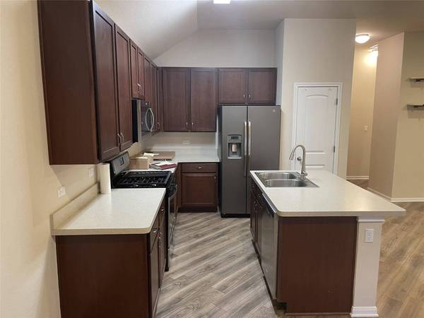 108 Lasino DR, Georgetown, TX 78626
