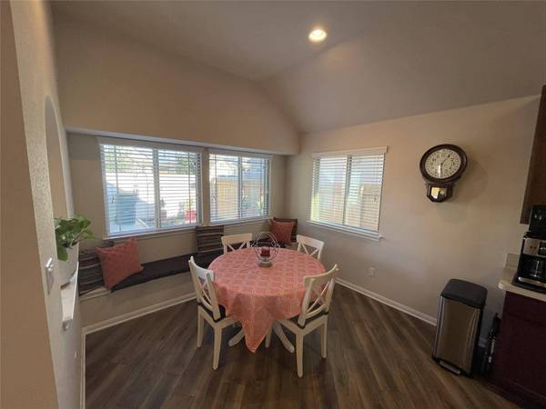 108 Lasino DR, Georgetown, TX 78626