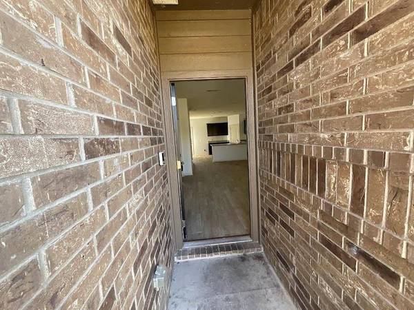 172 Allington CIR, Jarrell, TX 76537