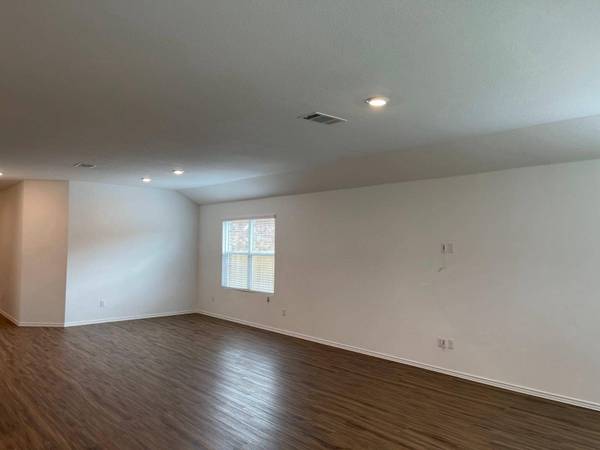 5813 Bianca DR, Round Rock, TX 78665