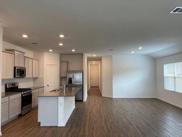 5813 Bianca DR, Round Rock, TX 78665