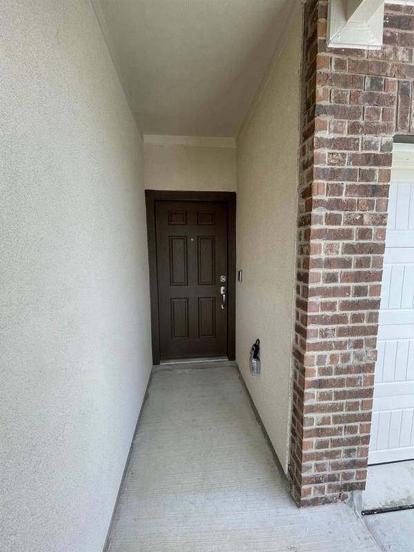 5813 Bianca DR, Round Rock, TX 78665