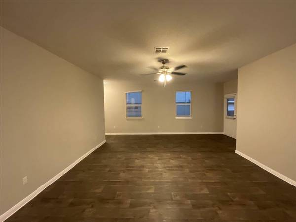 142 JUBILEE DR, Georgetown, TX 78626