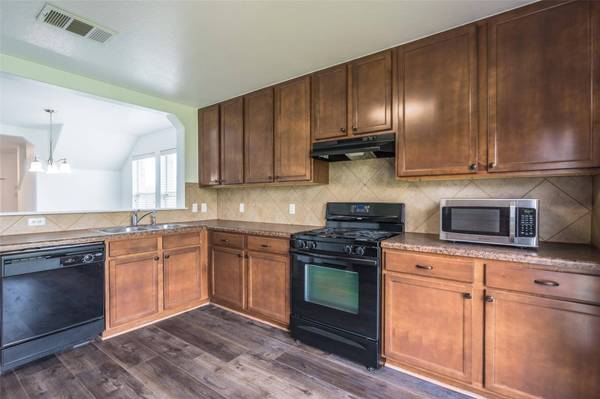 1013 Ranchero RD, Leander, TX 78641