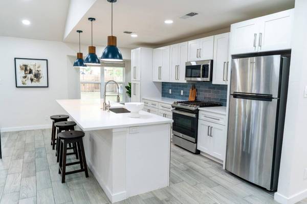 4616 Franklin Park DR, Austin, TX 78744