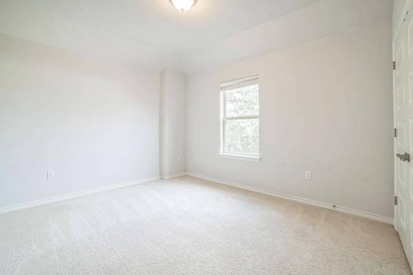 14300 McCoy LOOP #21, Austin, TX 78717