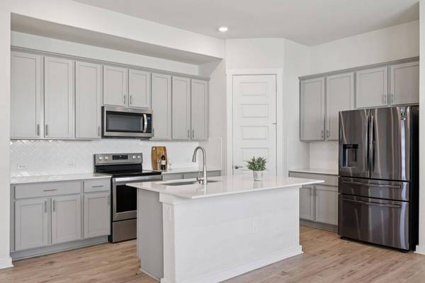 1024 Bear Track LOOP, Georgetown, TX 78628