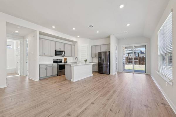 1024 Bear Track LOOP, Georgetown, TX 78628
