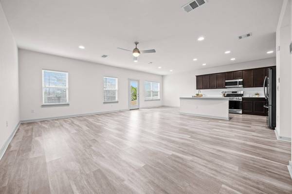 8324 Mimi LN, Austin, TX 78724