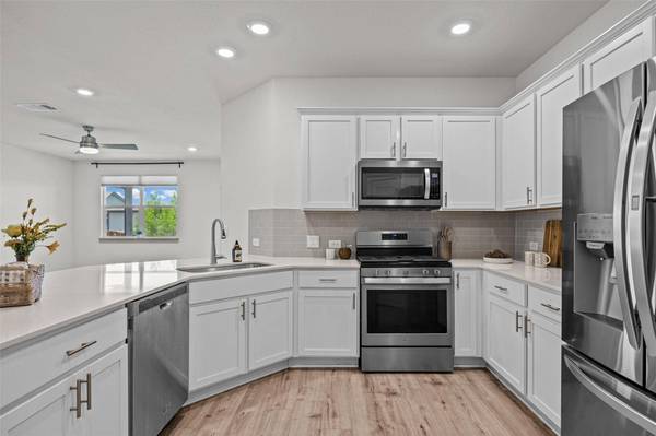 7812 City Top BLVD, Austin, TX 78724